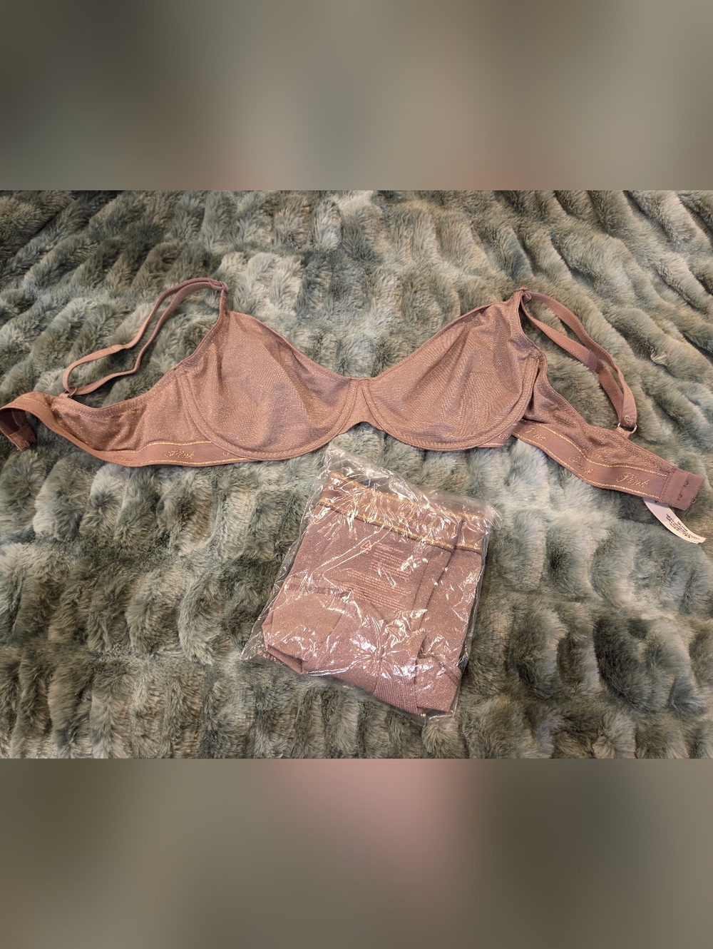 PINK Victorua's Secret Sheer Underwire Bra and Matching Boyshort - Iced Coffee - Picture 1 of 4